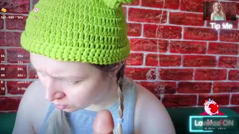 Snapshot of citrusblissss chatting on 05.27.26 citrusblissss online show from 05.27.26