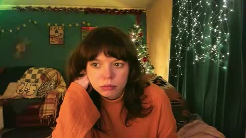 Snapshot of clancyosbourne chatting on 02.06.26 Clancy online show from 02.06.26