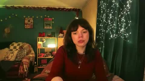 Snapshot of clancyosbourne chatting on 02.08.26 Clancy online show from 02.08.26