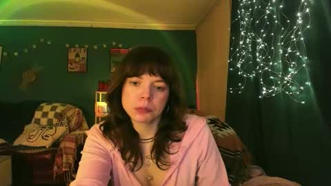 Snapshot of clancyosbourne chatting on 02.11.26 Clancy online show from 02.11.26