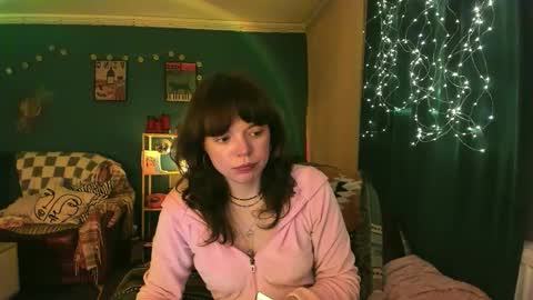 Snapshot of clancyosbourne chatting on 02.14.26 Clancy online show from 02.14.26