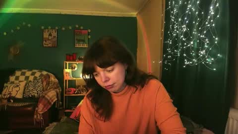 Snapshot of clancyosbourne chatting on 02.19.26 Clancy online show from 02.19.26