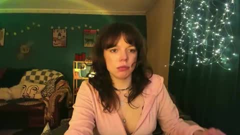 Snapshot of clancyosbourne chatting on 02.28.26 Clancy online show from 02.28.26