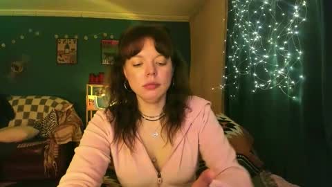 Snapshot of clancyosbourne chatting on 03.01.26 Clancy online show from 03.01.26