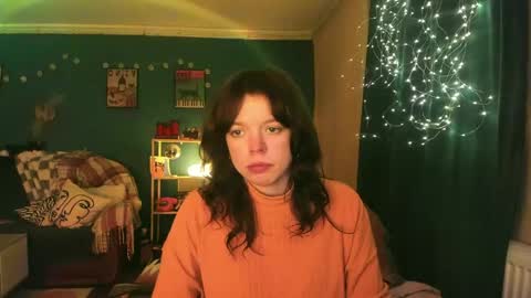 Snapshot of clancyosbourne chatting on 04.11.26 Clancy online show from 04.11.26