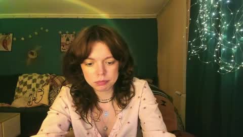 Snapshot of clancyosbourne chatting on 05.23.26 Clancy online show from 05.23.26