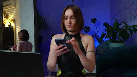 Snapshot of clara_bendover chatting on 04.05.26 Clara online show from 04.05.26