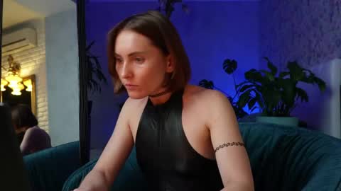 Snapshot of clara_bendover chatting on 04.18.26 Clara online show from 04.18.26