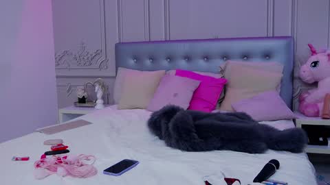 Snapshot of clarahazell chatting on 02.01.25 ClaraHazel online show from 02.01.25