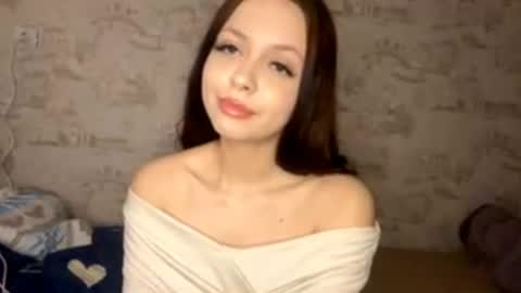 Snapshot of claraollech chatting on 03.13.26 Alie online show from 03.13.26