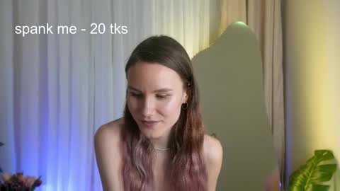 Snapshot of clare_ff chatting on 03.08.25 Claire online show from 03.08.25