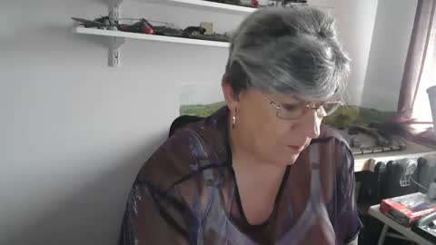 clare nylons online show from 05.02.26