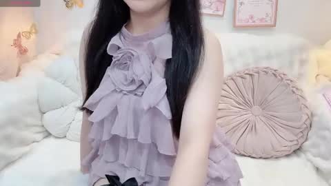 Snapshot of clari_yumi chatting on 05.21.26 Clari online show from 05.21.26