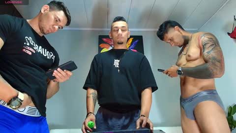 Snapshot of clark__ken chatting on 12.14.24 Juanpaindependent model online show from 12.14.24