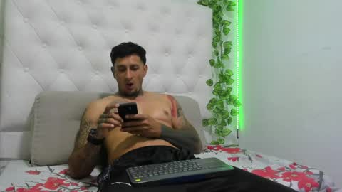 Juanpaindependent model online show from 04.22.26
