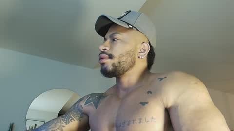 Snapshot of clark_strong chatting on 03.07.26 clark_strong online show from 03.07.26