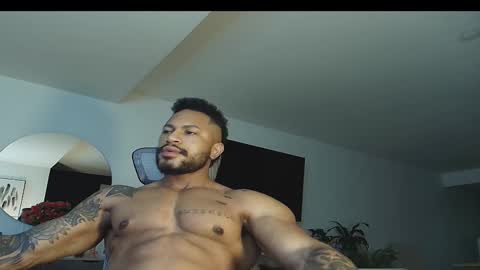 Snapshot of clark_strong chatting on 03.22.26 clark_strong online show from 03.22.26