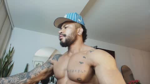 Snapshot of clark_strong chatting on 04.03.26 clark_strong online show from 04.03.26