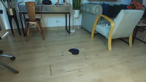 Snapshot of clark_strong chatting on 04.15.26 clark_strong online show from 04.15.26