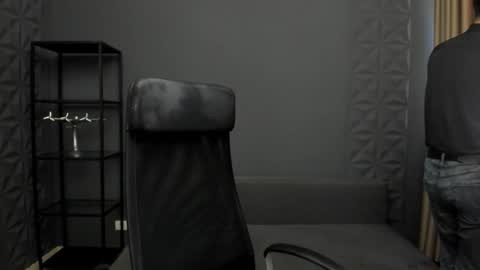 Snapshot of clarkslade chatting on 10.17.25 ClarkSlade online show from 10.17.25