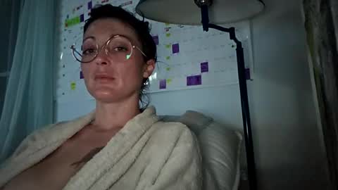 Snapshot of clarnbear chatting on 07.19.26 clarnbear online show from 07.19.26