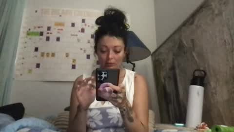 Snapshot of clarnbear chatting on 07.27.26 clarnbear online show from 07.27.26