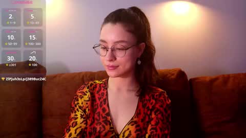 Snapshot of classy____ chatting on 03.10.26 Cassy Classy online show from 03.10.26