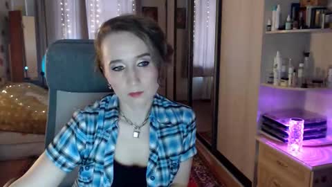 classyinna online show from 10.21.25