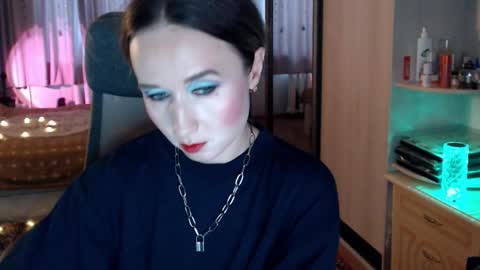 classyinna online show from 12.23.25