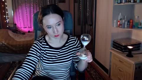 classyinna online show from 01.08.26