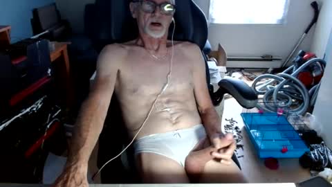 Snapshot of claude696920 chatting on 07.26.26 claude696920 online show from 07.26.26