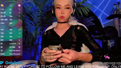   online show from 12.10.24