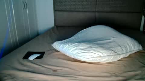 Snapshot of claudiacoxxx chatting on 11.20.25 claudiacoxxx online show from 11.20.25