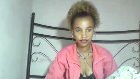 Snapshot of claudiannah chatting on 04.22.26 claudianne online show from 04.22.26