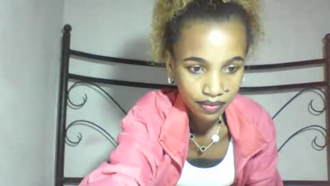 Snapshot of claudiannah chatting on 05.05.26 claudianne online show from 05.05.26