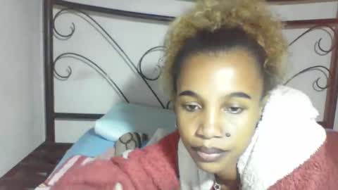 Snapshot of claudiannah chatting on 05.10.26 claudianne online show from 05.10.26
