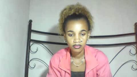Snapshot of claudiannah chatting on 05.24.26 claudianne online show from 05.24.26