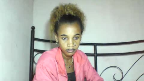 Snapshot of claudiannah chatting on 05.28.26 claudianne online show from 05.28.26