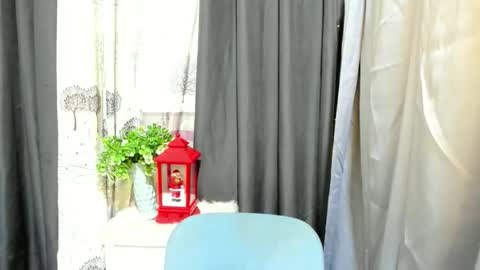 Snapshot of claxy_kimslut chatting on 01.19.26 KIM online show from 01.19.26