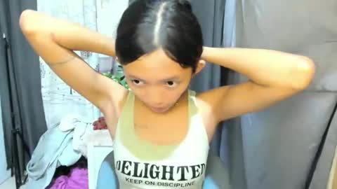 Snapshot of claxy_kimslut chatting on 02.04.26 KIM online show from 02.04.26