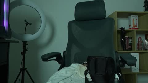 Cleo Adams online show from 12.02.25