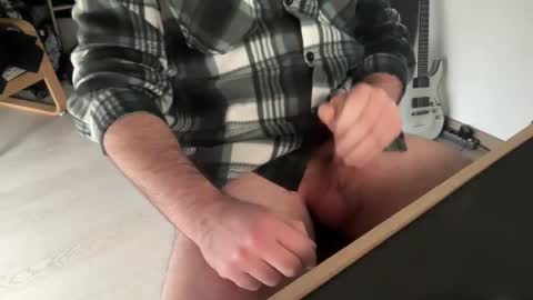 Snapshot of clemlorue75 chatting on 02.14.26 clemlorue75 online show from 02.14.26