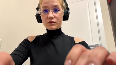 Rachel online show from 07.21.26