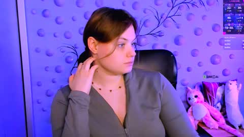 Snapshot of clery_shine chatting on 02.13.26 clery_shine online show from 02.13.26