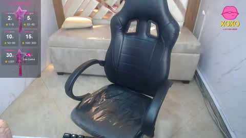 Clhoe online show from 03.21.26