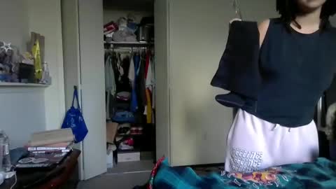 High Queen Clio online show from 12.04.24