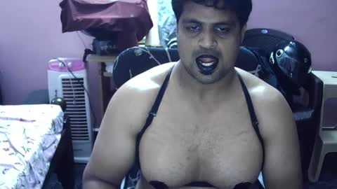 Snapshot of clitorisgspot69 chatting on 03.09.25 Raj online show from 03.09.25