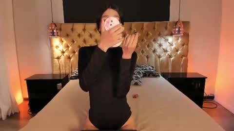 Beautiful Cloe online show from 07.04.26