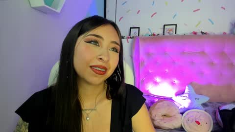Snapshot of cloe_martinez_ chatting on 01.24.25 Cloe online show from 01.24.25