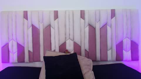 Snapshot of cloe_stanfort chatting on 10.18.25 Cloe  Stanfort online show from 10.18.25